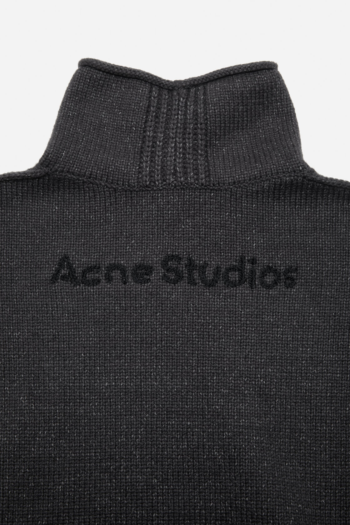 Logo sweater, Charcoal Grey, 2000x