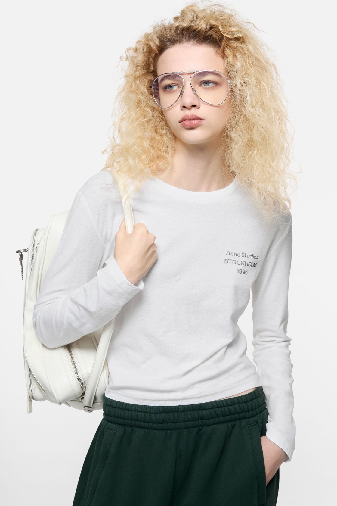 Distressed logo t-shirt, Off white, 2000x