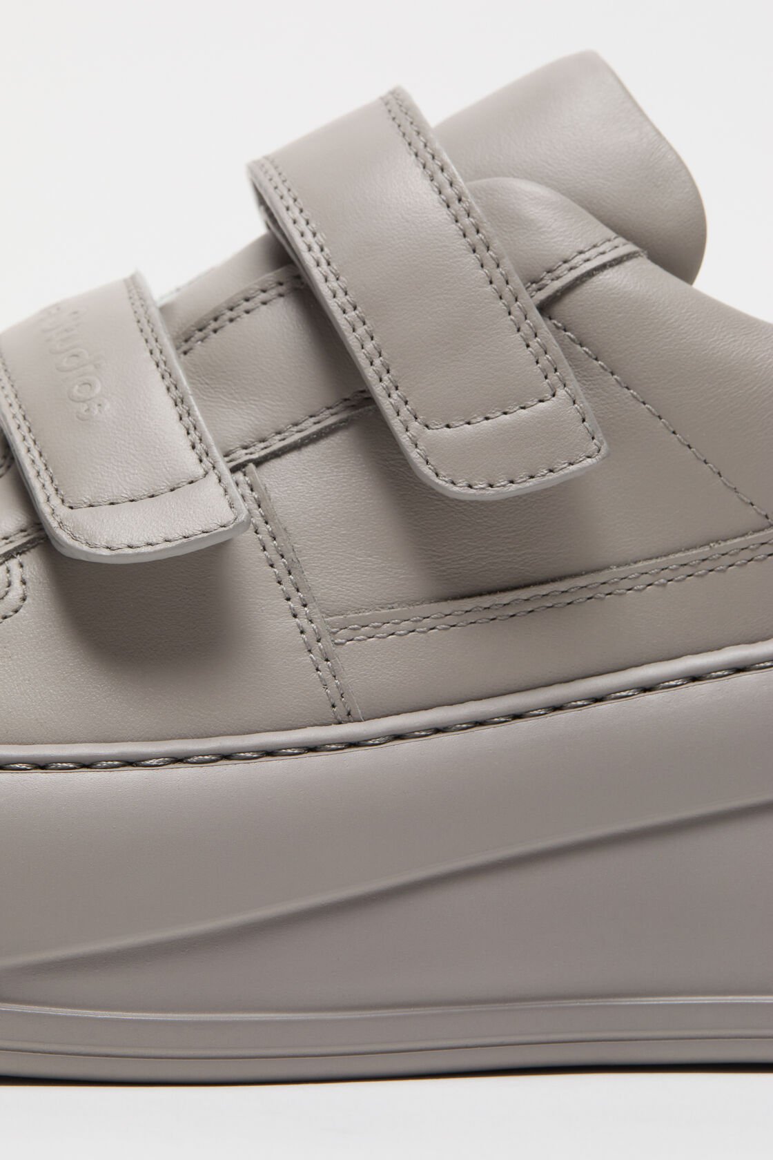 Velcro strap platform sneakers, Taupe grey, 2000x