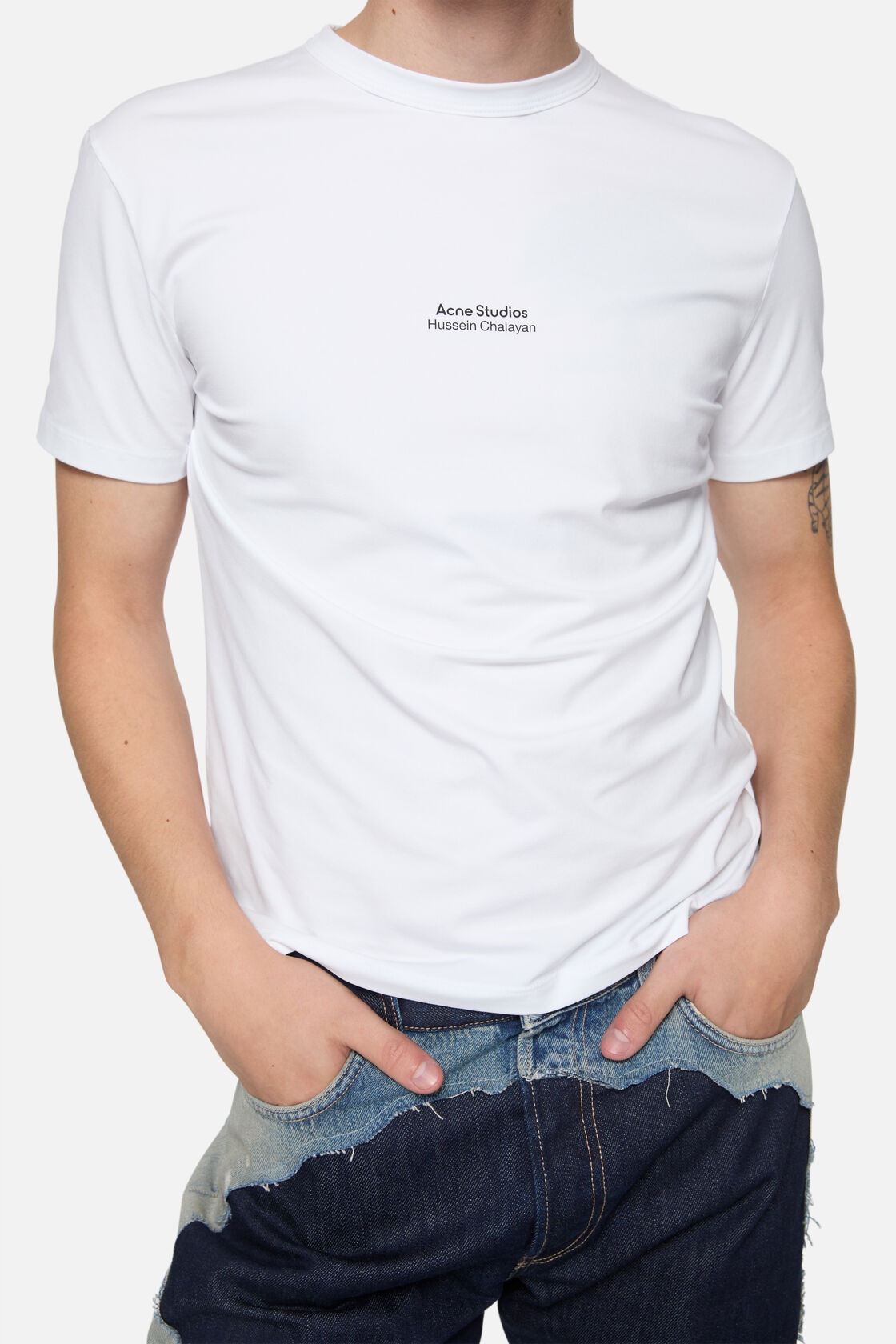 Logo T-Shirt, White, 2000x