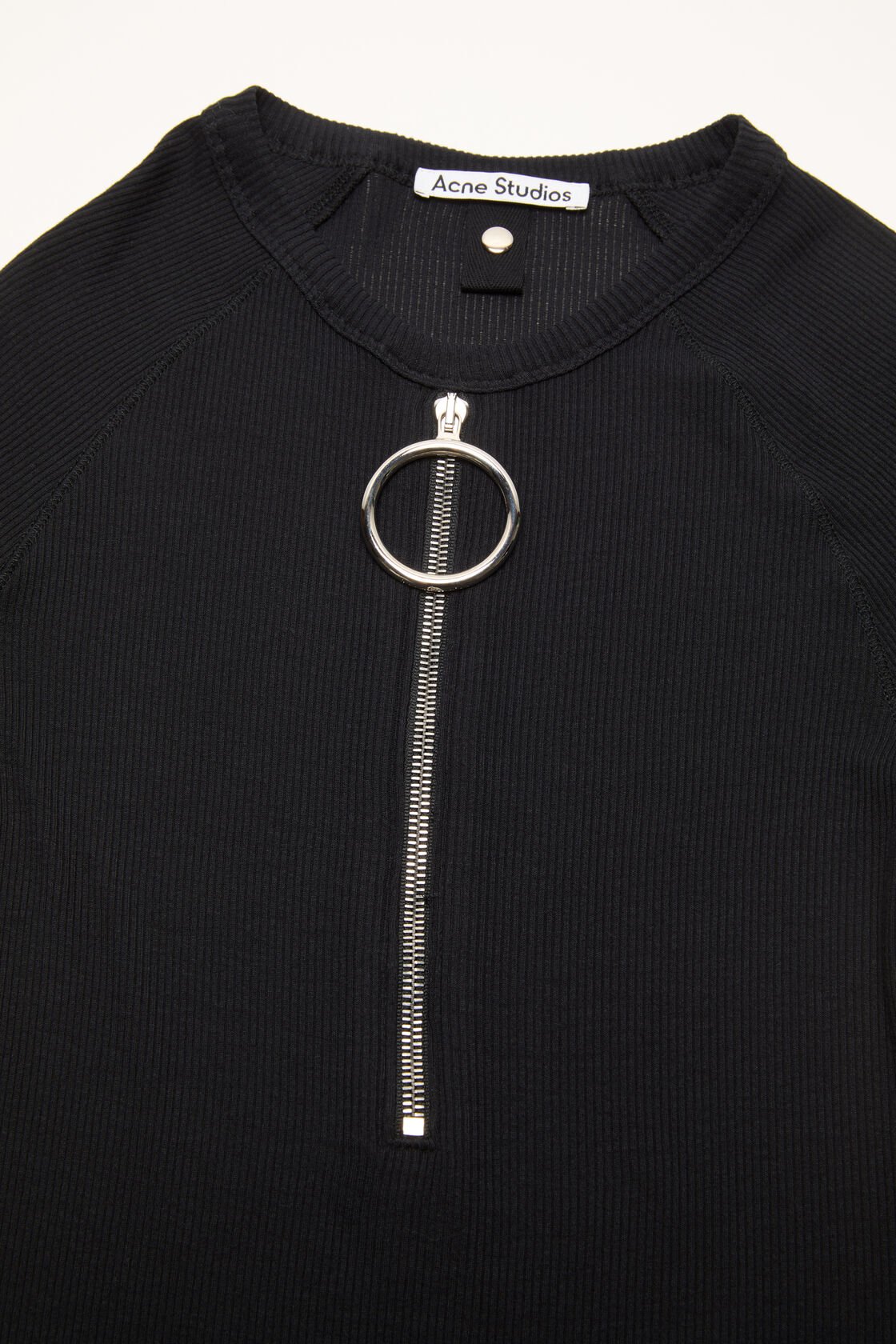 Ribbed t-shirt with zip, Black, 2000x