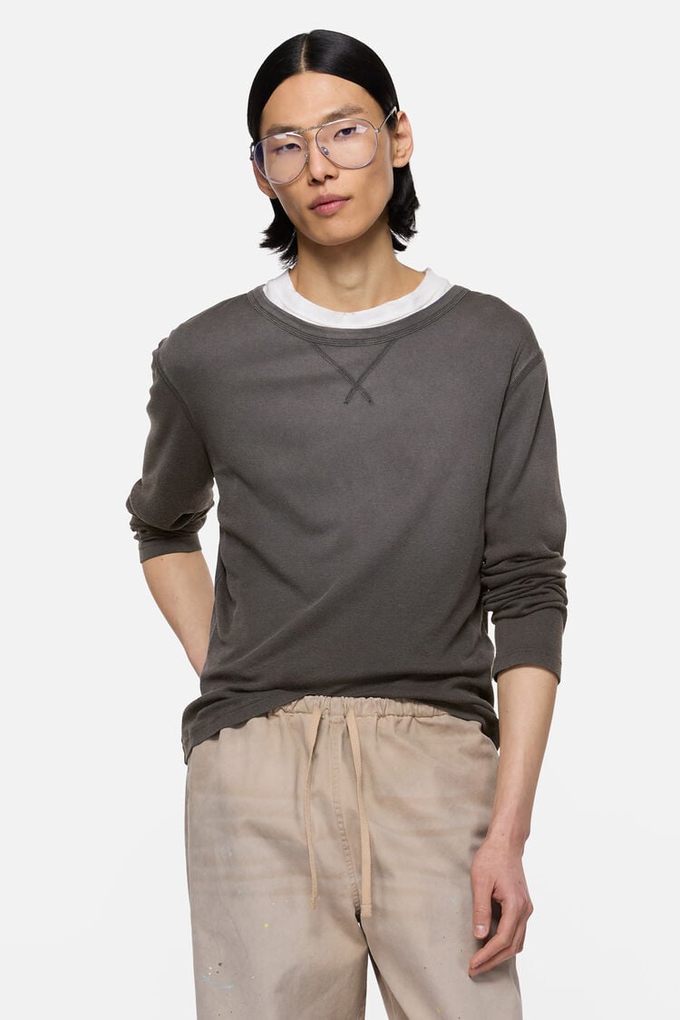 FN-UX-TSHI000277, Faded black