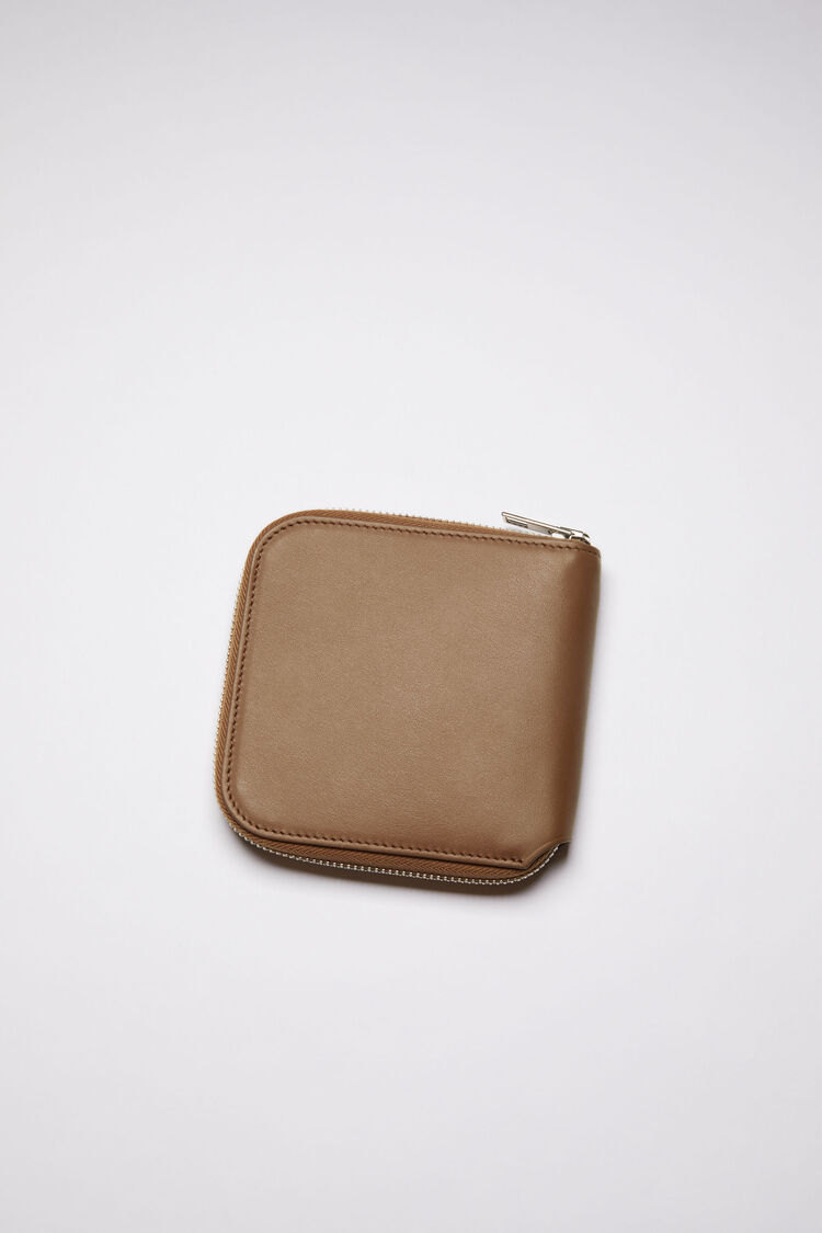 Acne Studios - Zippered wallet - Camel brown