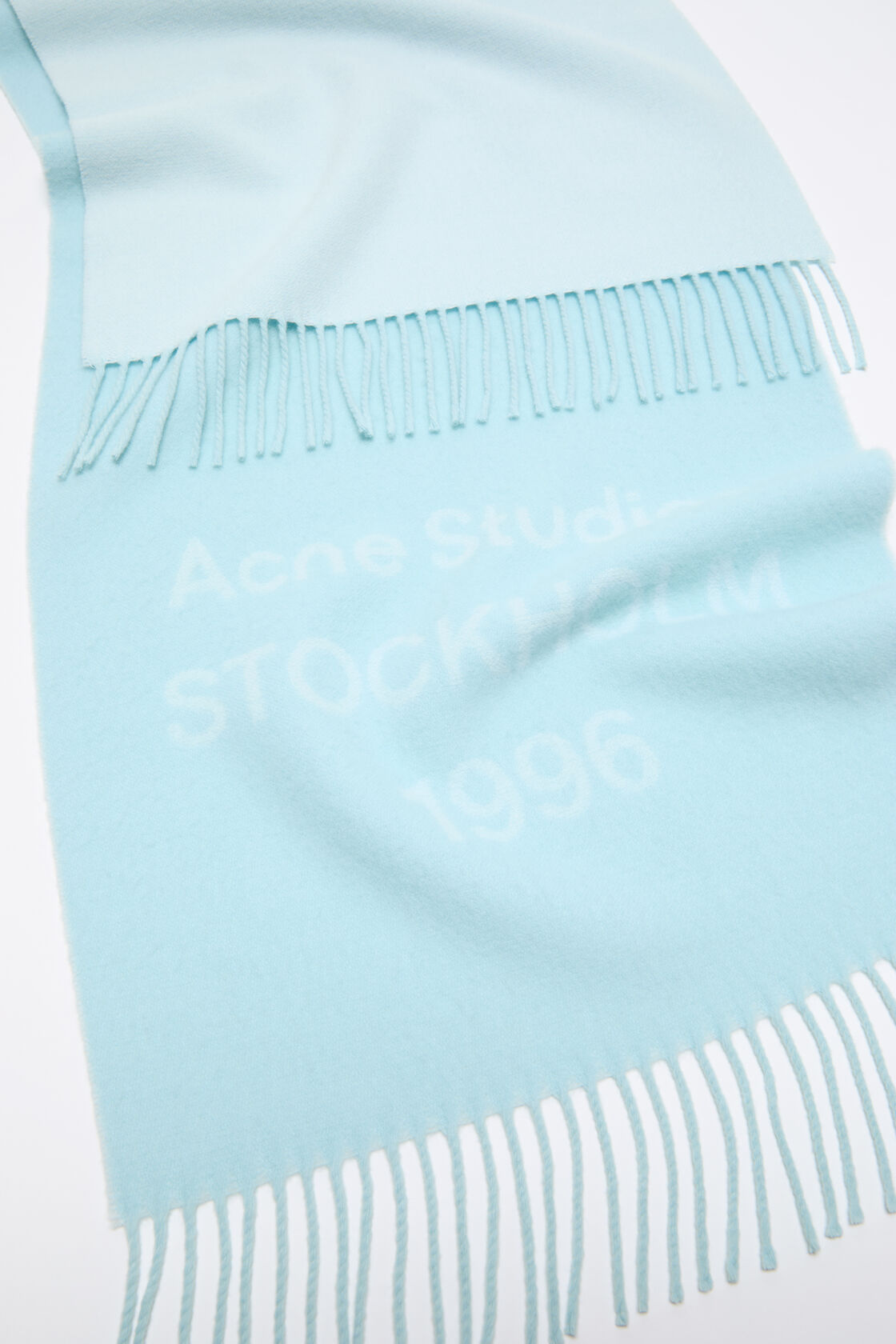Wool logo scarf - Wide, Light blue/white, 2000x