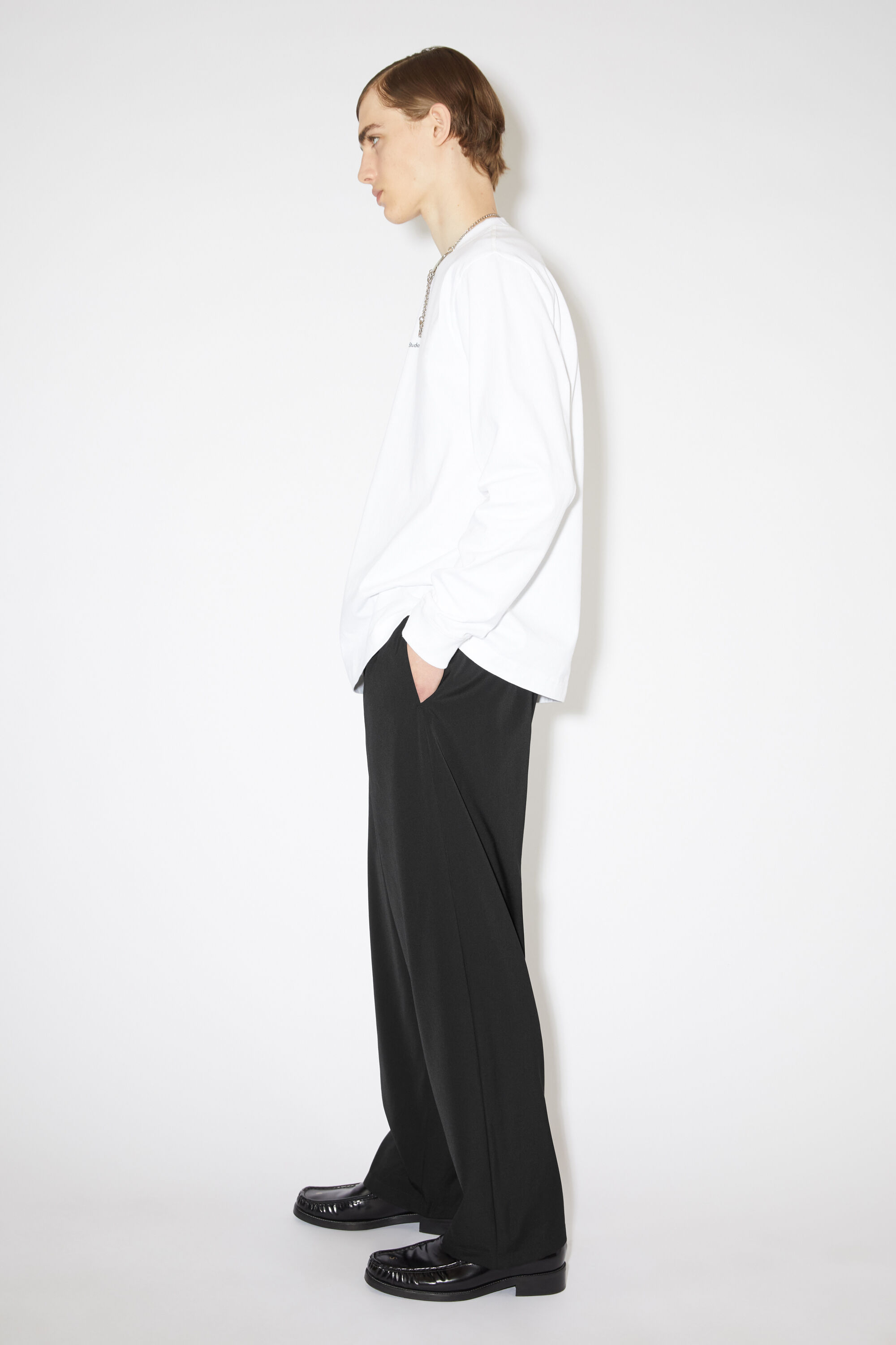 Relaxed fit trousers