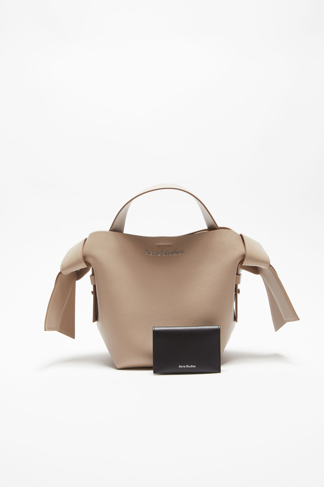 Folded leather wallet, Black, 2000x