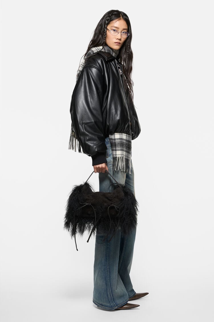 Multipocket Fur Edge, Black