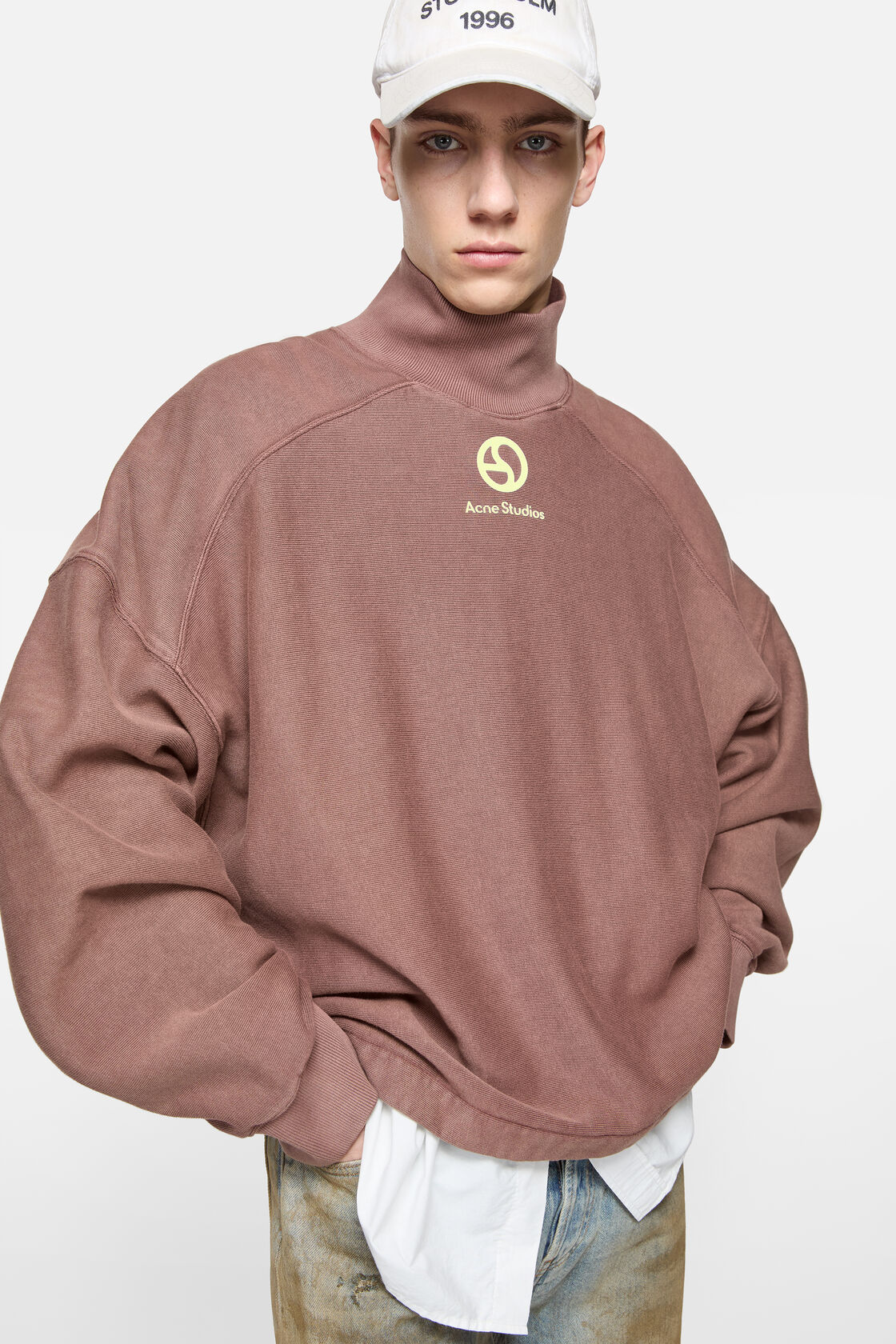 Fleece sweater, Rum brown, 2000x
