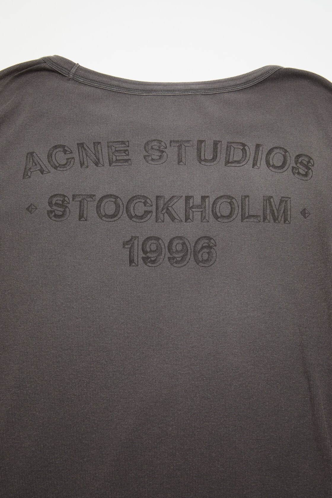 Sprayed logo t-shirt, Faded black, 2000x