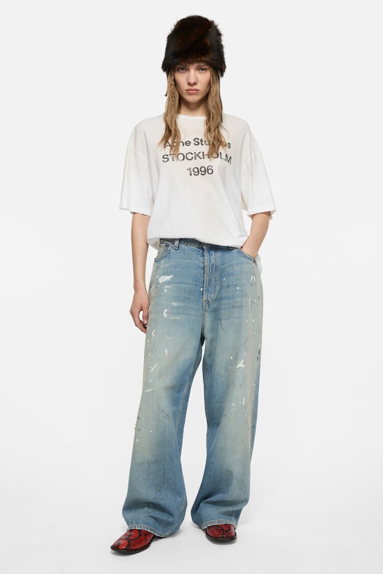 FN-UX-TSHI000013, Dusty white