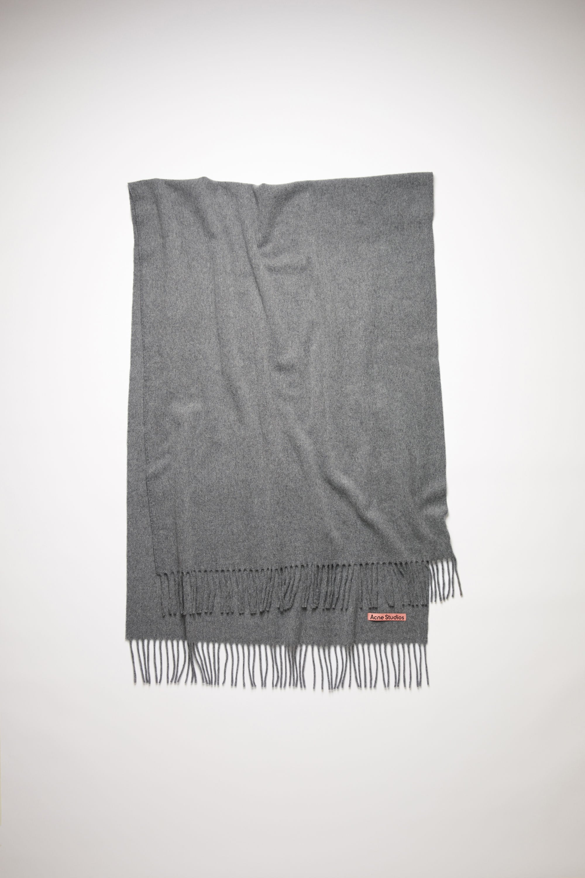 Acne Studios ウールマフラー グレー　200 x 45 cm Acne Studios ウールマフラー グレー 200 x 45 cm Acne Studios