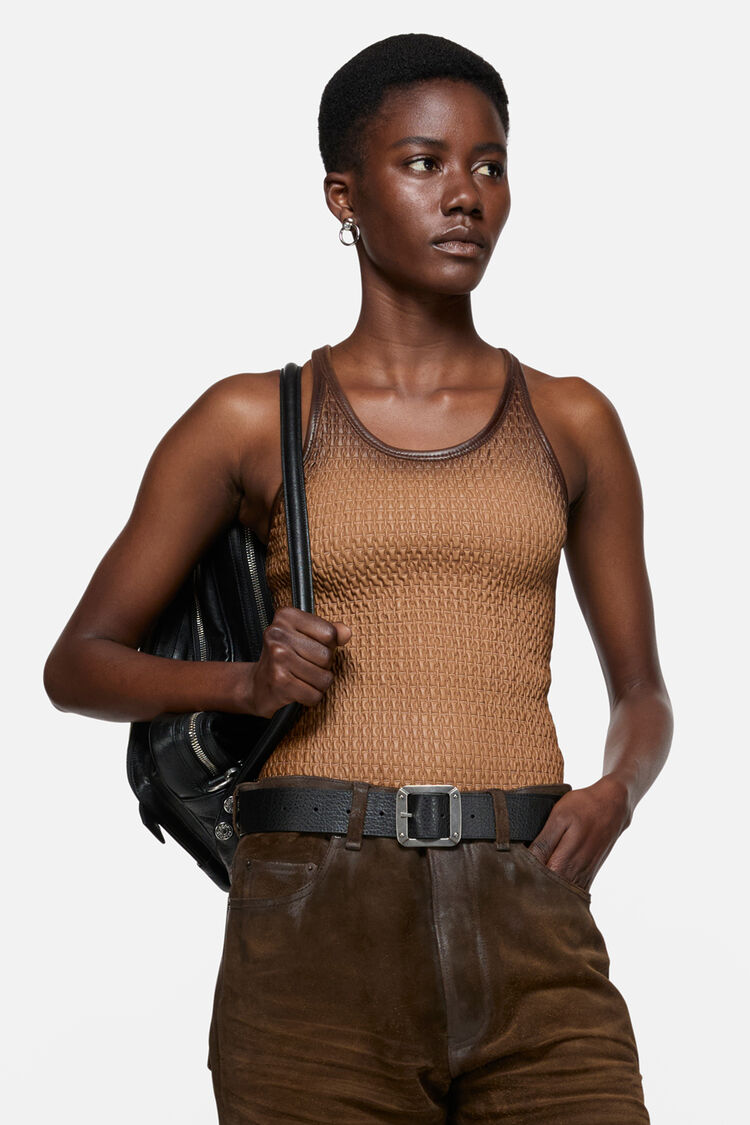 FN-WN-BLOU001272, Brown sugar