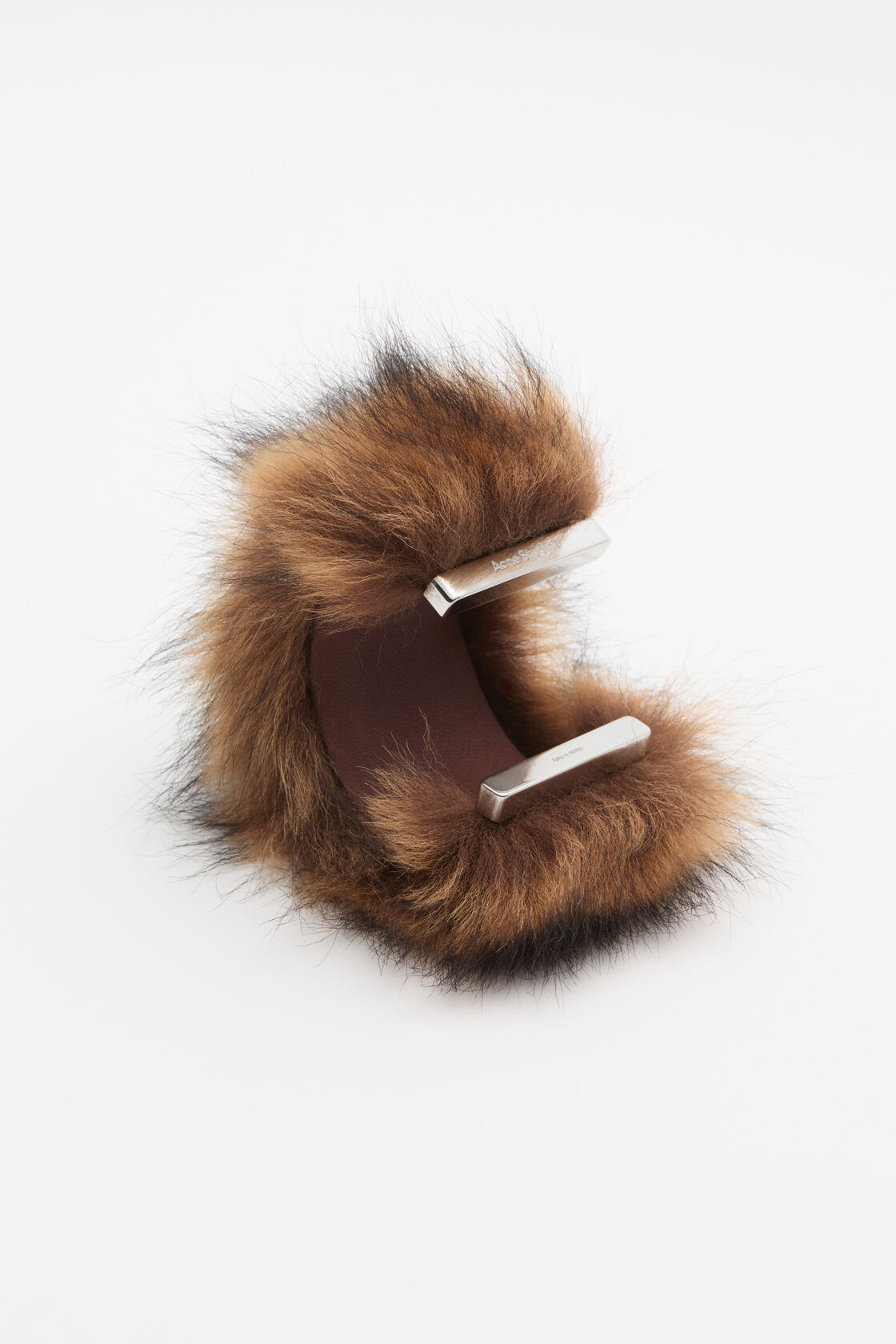 Furry bracelet, Silver/Brown, 2000x