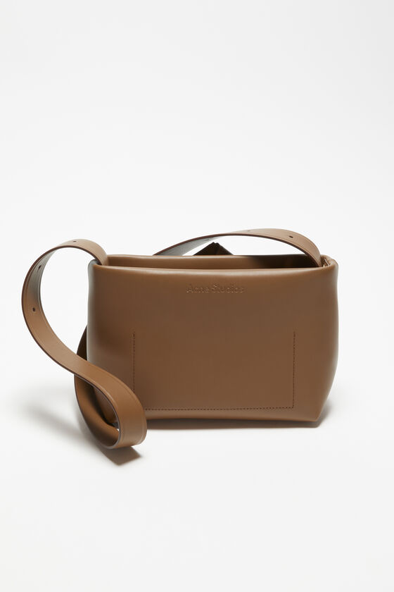 Acne Studios - Musubi Schultertasche - Kamelbraun 