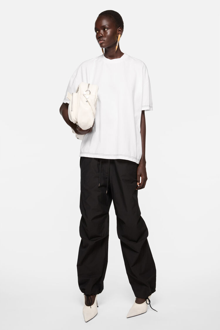 FN-UX-TSHI000155, Off white