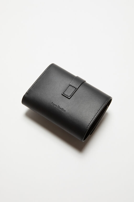 Acne Studios - Gefaltete Musubi-Geldbörse - Schwarz 
