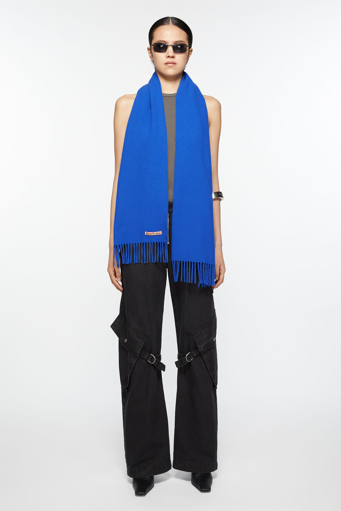 Fringe wool scarf - skinny, Royal blue, 2000x