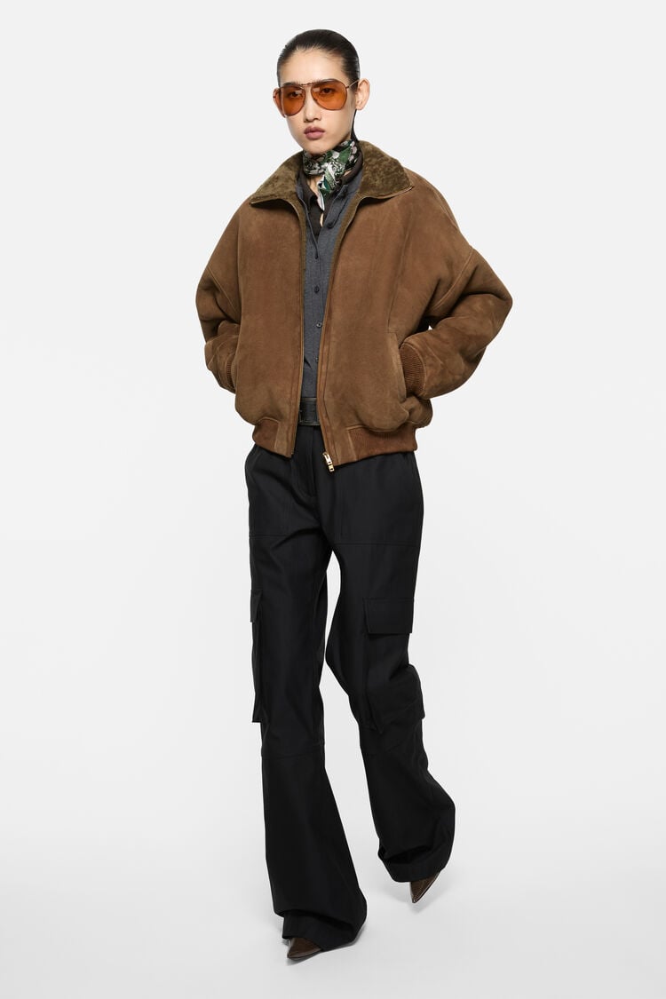 RW-WN-LEAT000047, Chestnut brown