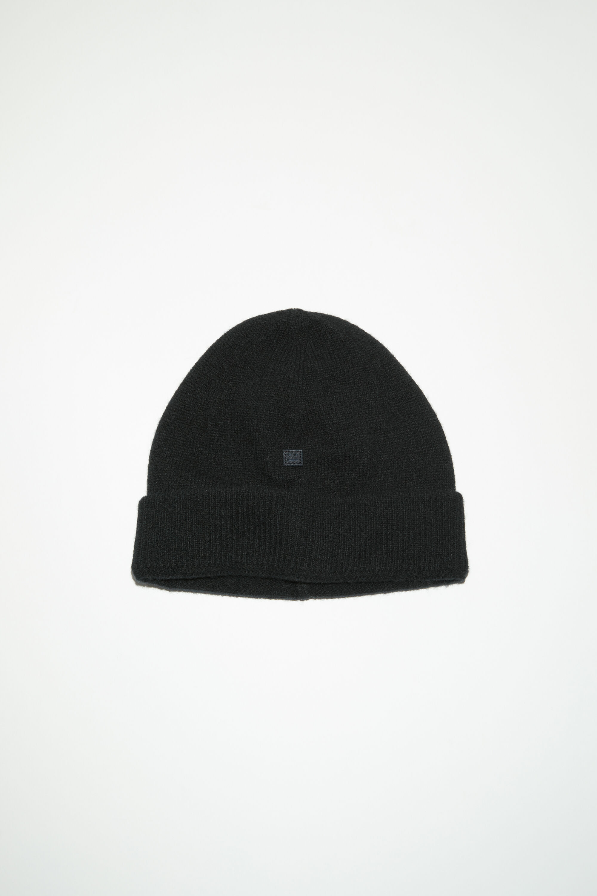 Micro face patch beanie