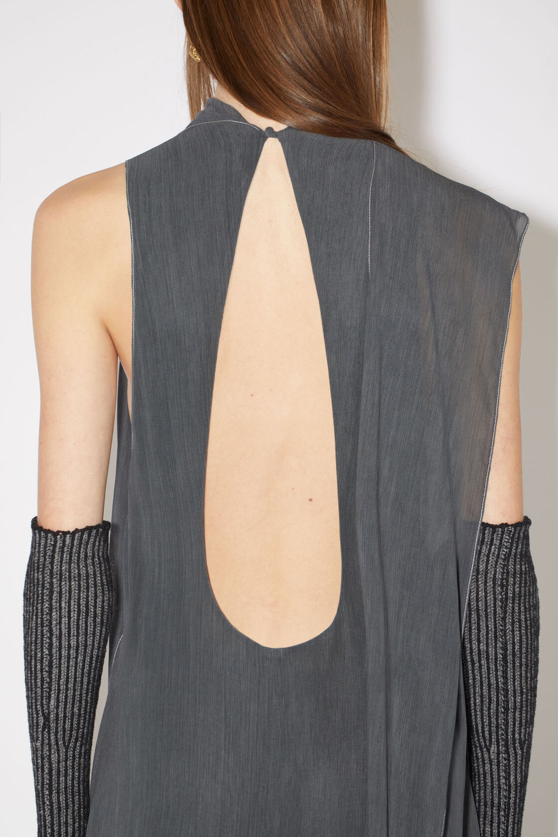 High neck crepe dress, Grey, 2000x