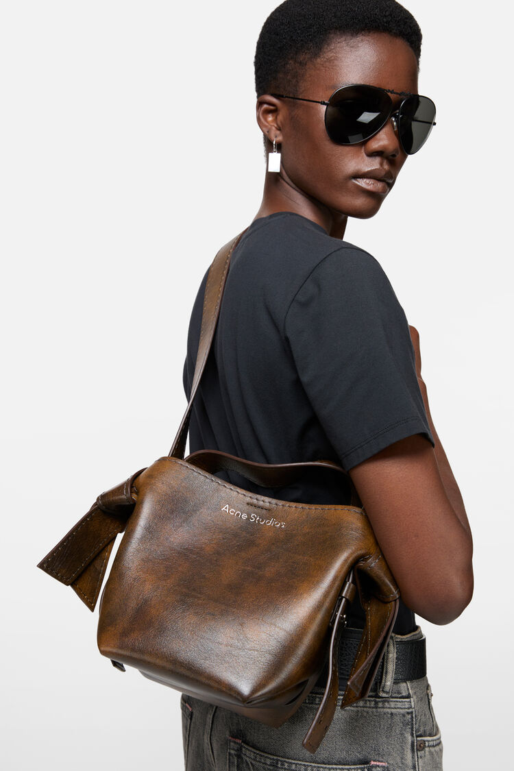 FN-WN-BAGS000453, Ochre Yellow