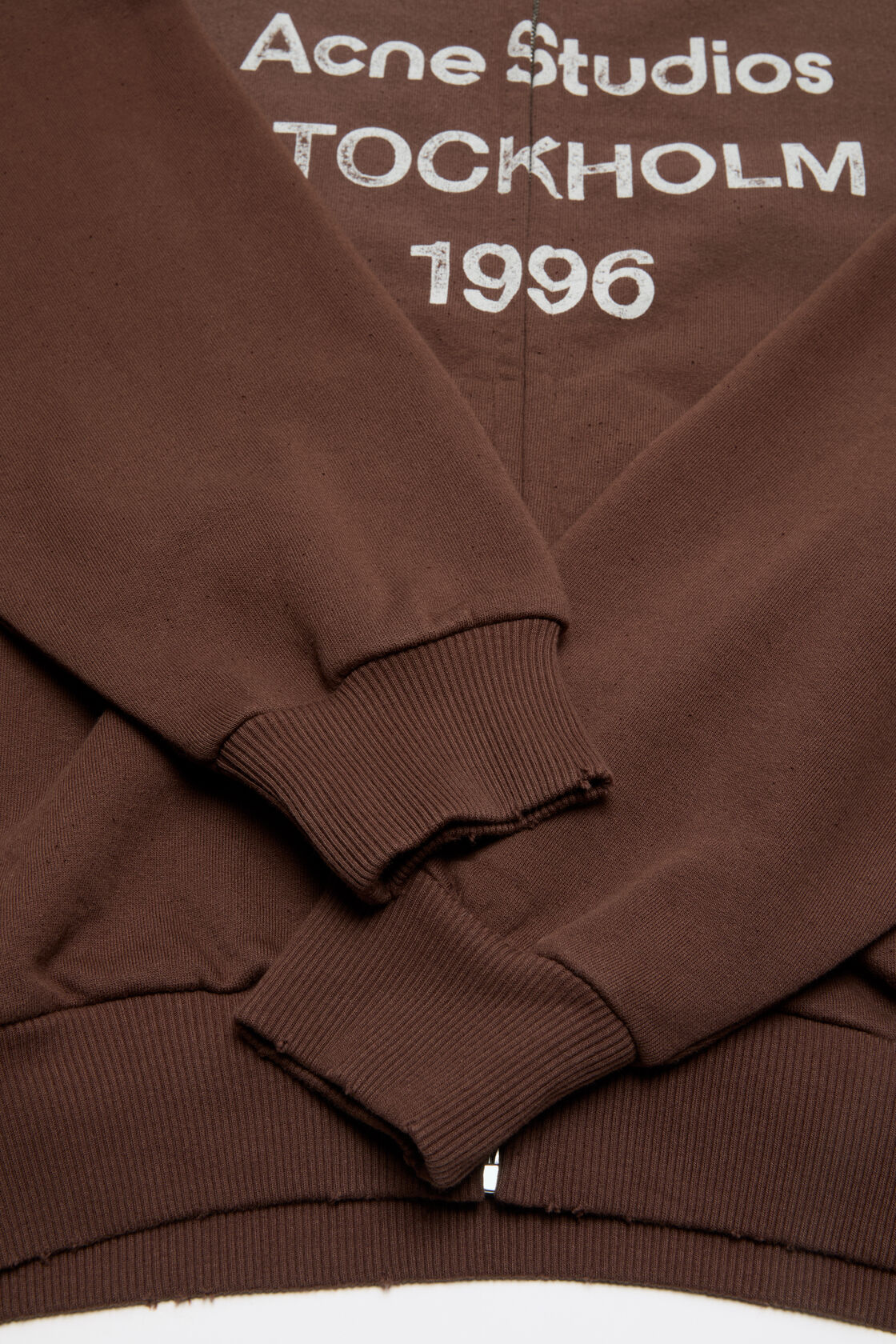 Zip logo sweater, Chocolate brown, 2000x