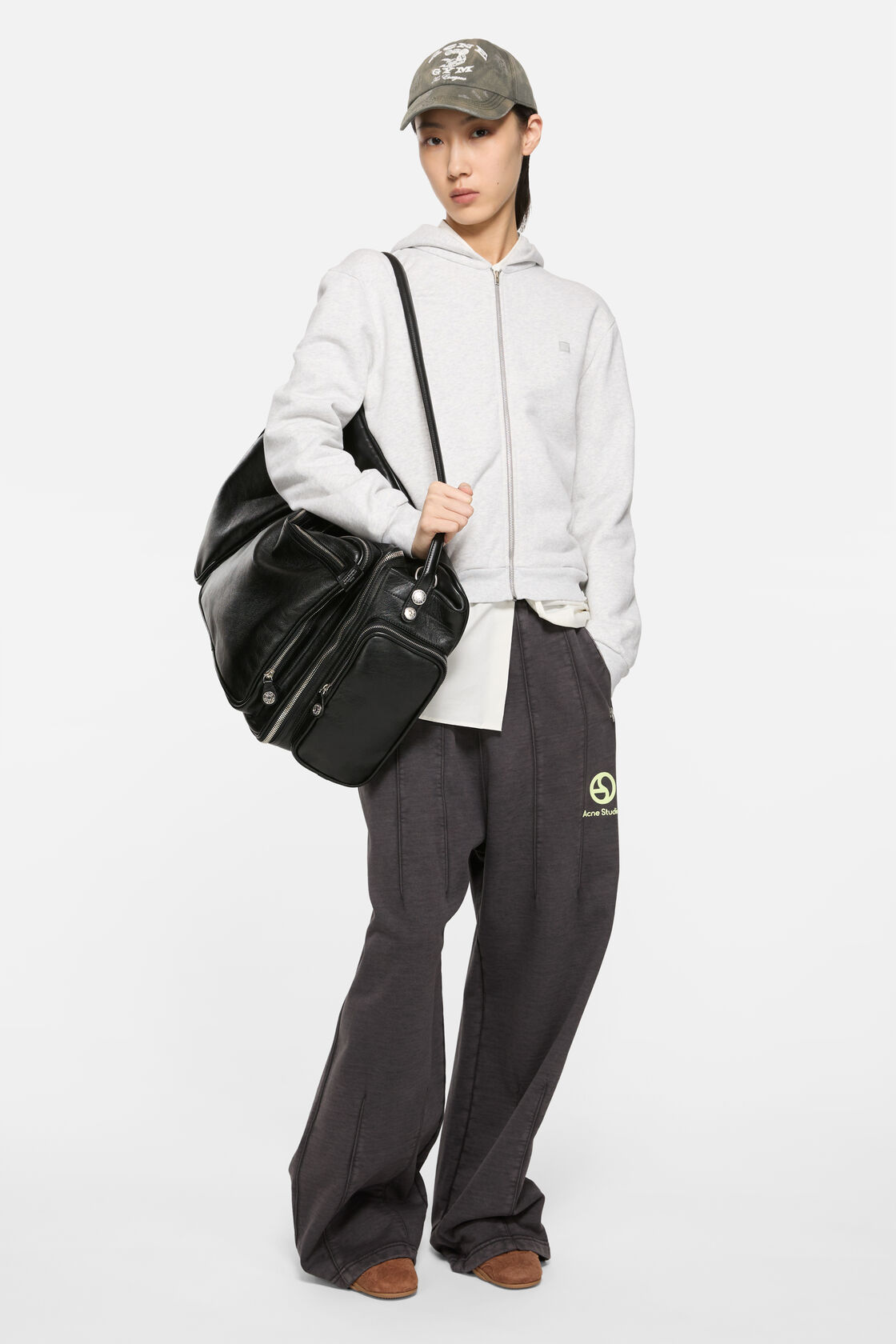 Logo sweatpants, Faded black, 2000x