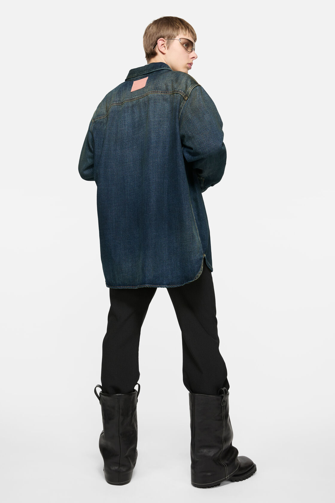 Denim button-up shirt, Dark Blue, 2000x