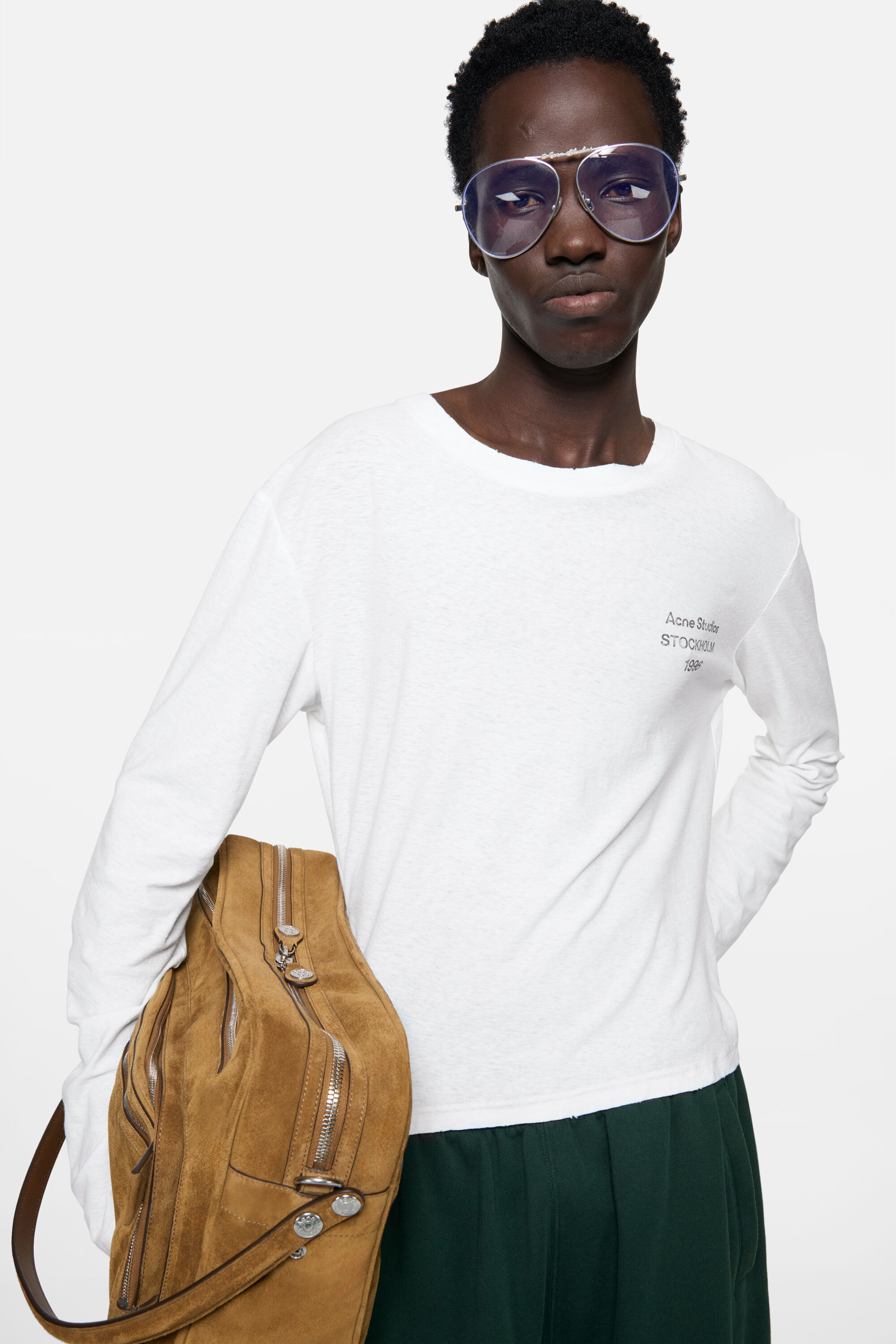 未使用 Acne Studios ロゴTシャツ M ダメージ Acne Studios - ダメージロゴTシャツ - オフホワイト