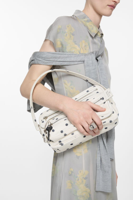 FN-UX-JEWE000533, Silver