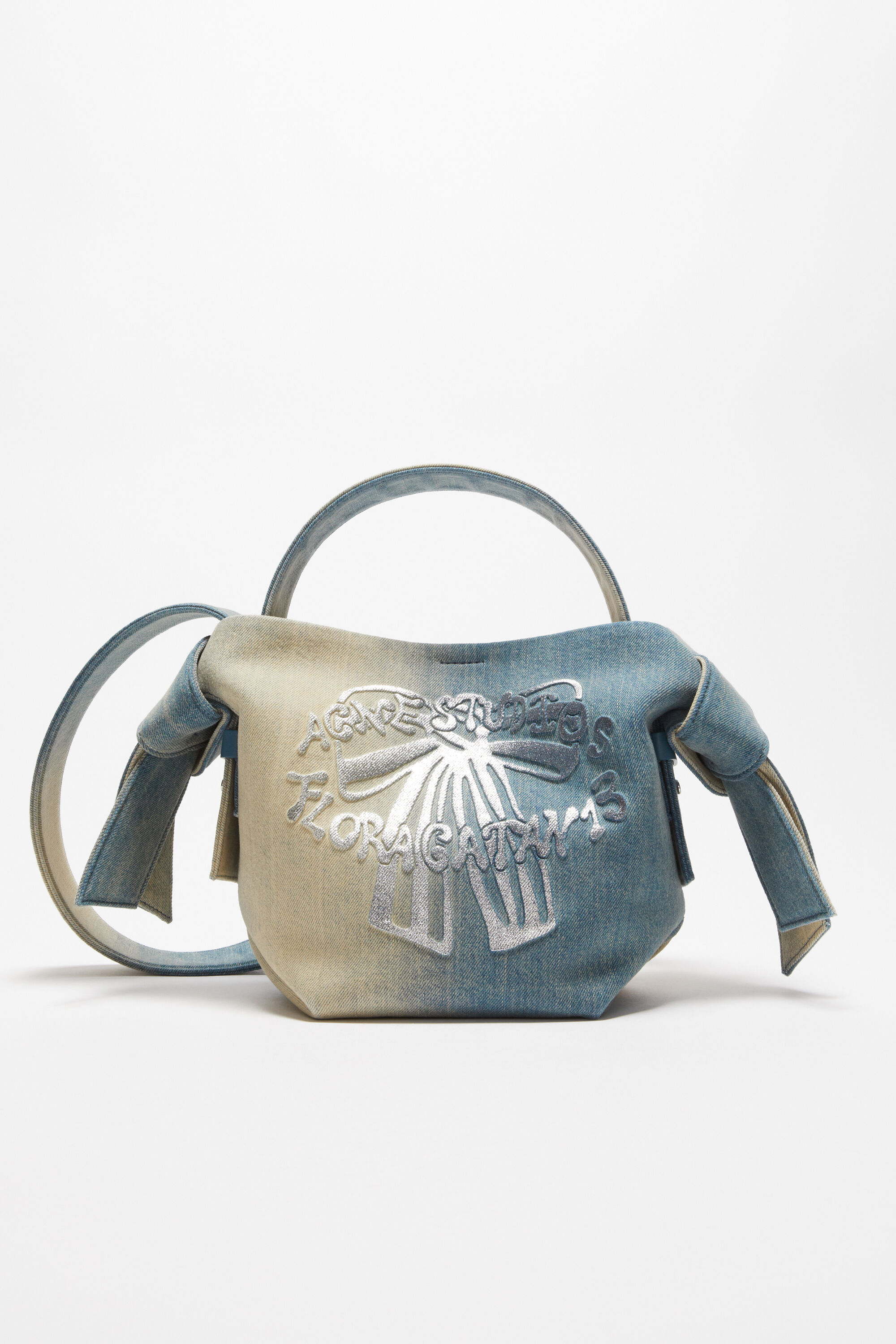 Il denim secondo Acne Studios! 73 A10332 AAT A