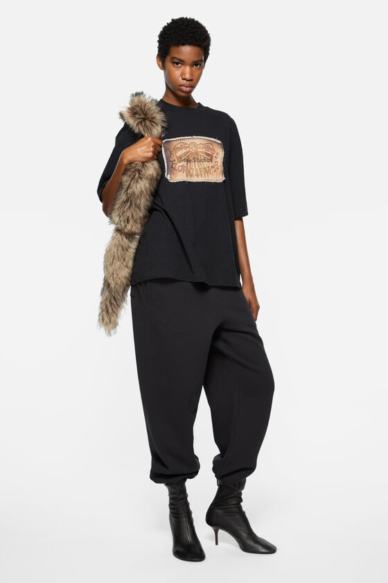 FN-UX-TSHI000162, Faded black