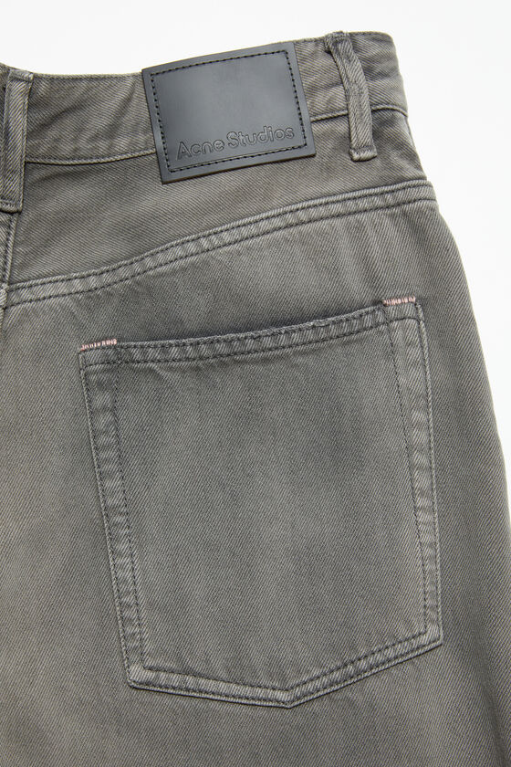 Acne Studios - Jeans in lockerer Passform – 2022F - Anthrazitgrau 