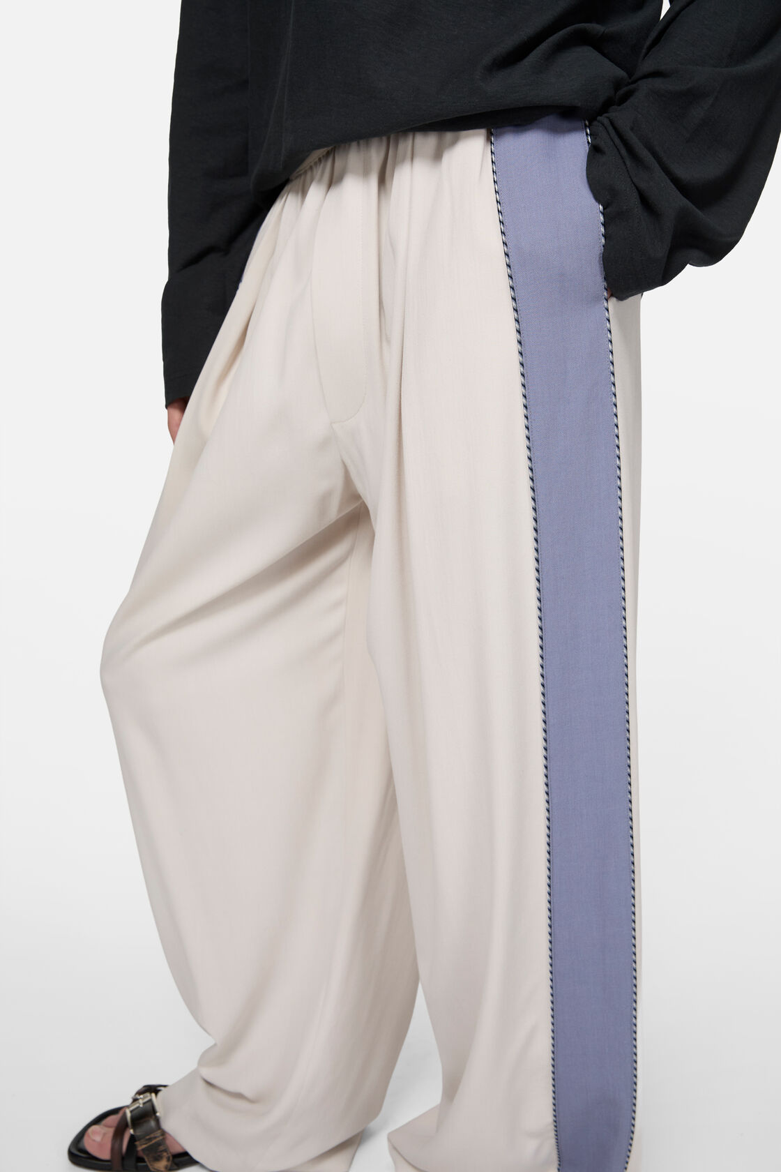 Casual trousers, Light taupe, 2000x