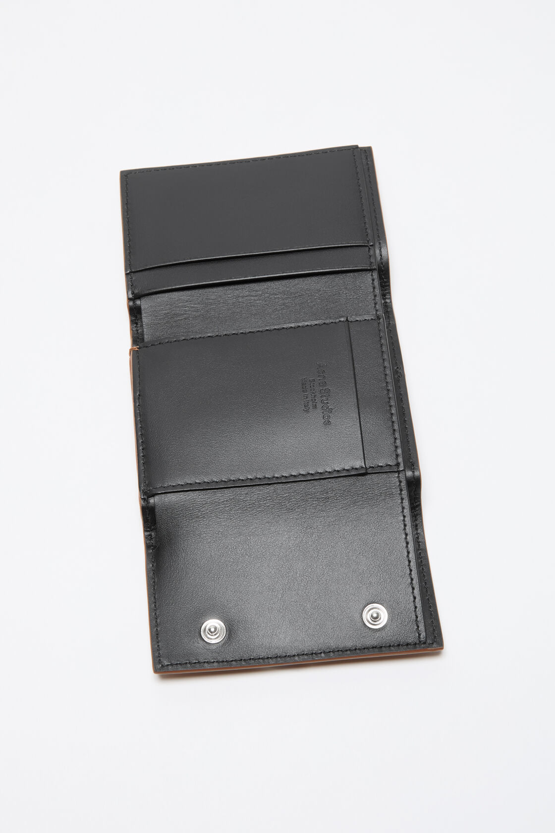 Leather trifold wallet, Caramel brown, 2000x