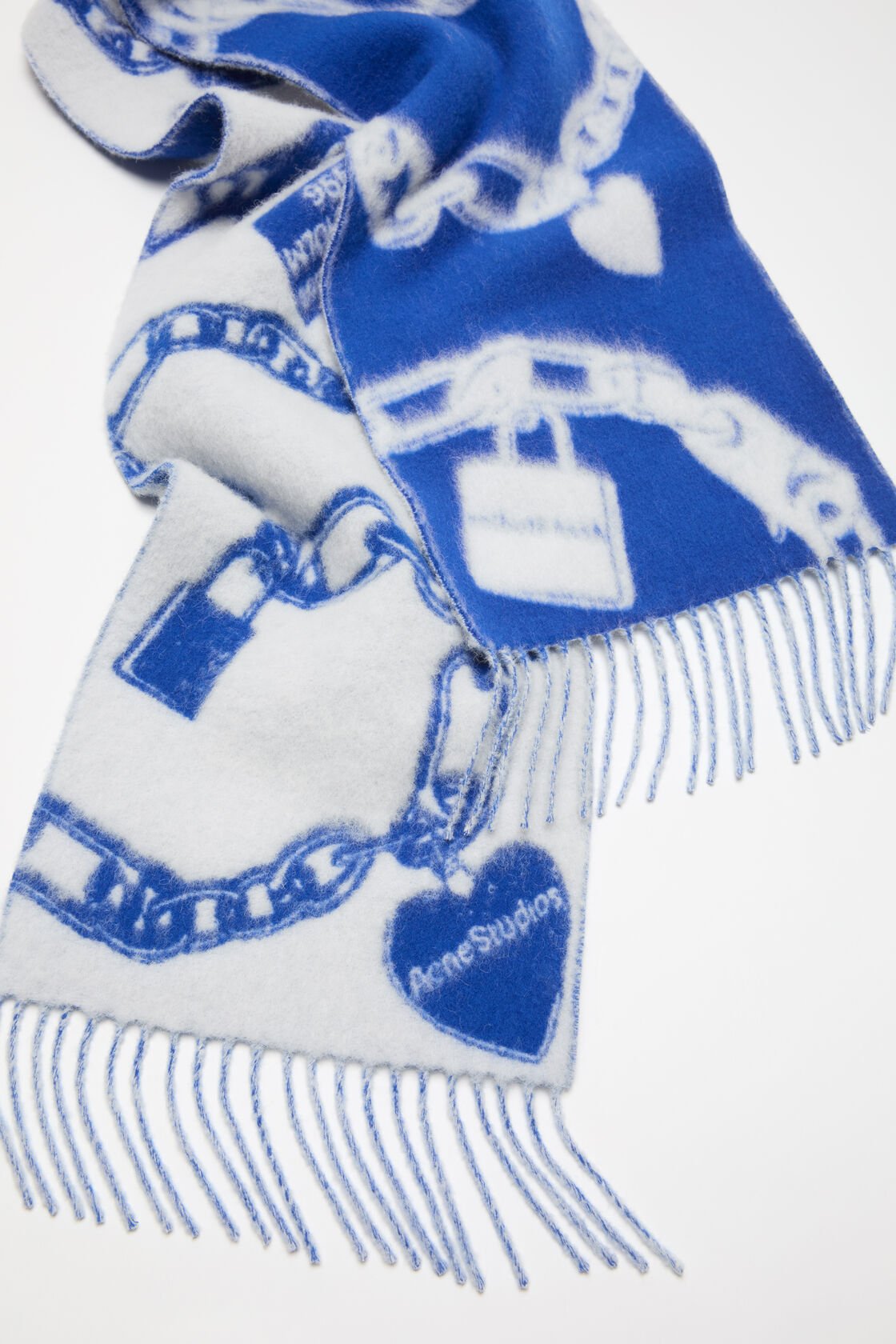 Fringed wool scarf, White/blue, 2000x