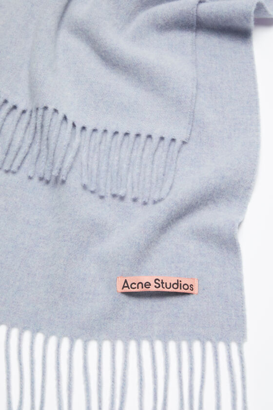 Acne Studios - フリンジウールスカーフ - ナロー - パウダーブルー  