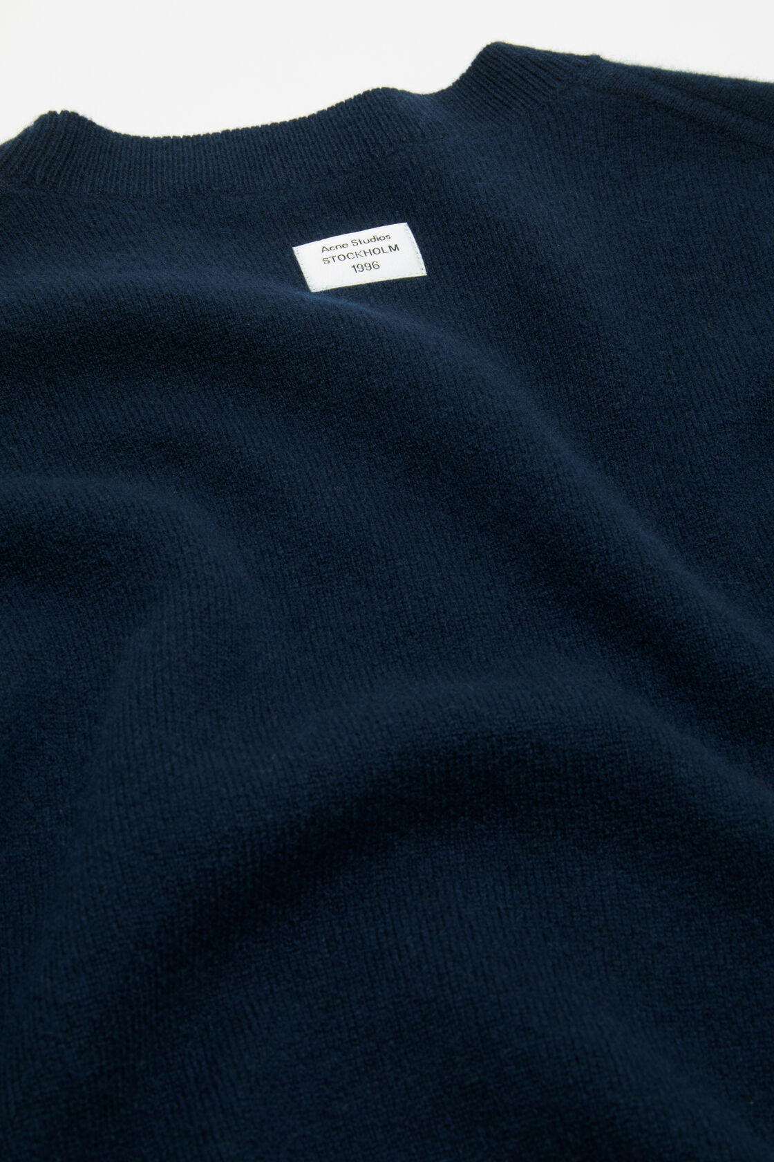 Cashmere sweater with logo, Ink blue, 2000x