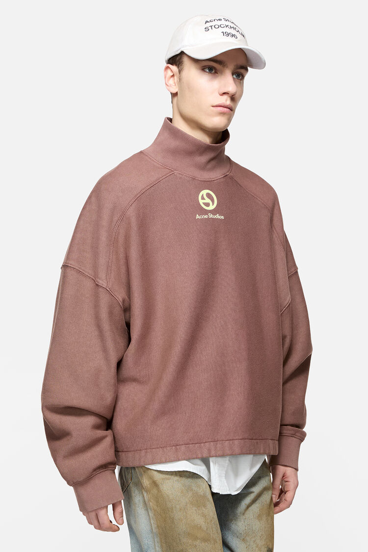 FN-UX-SWEA000064, Rum brown