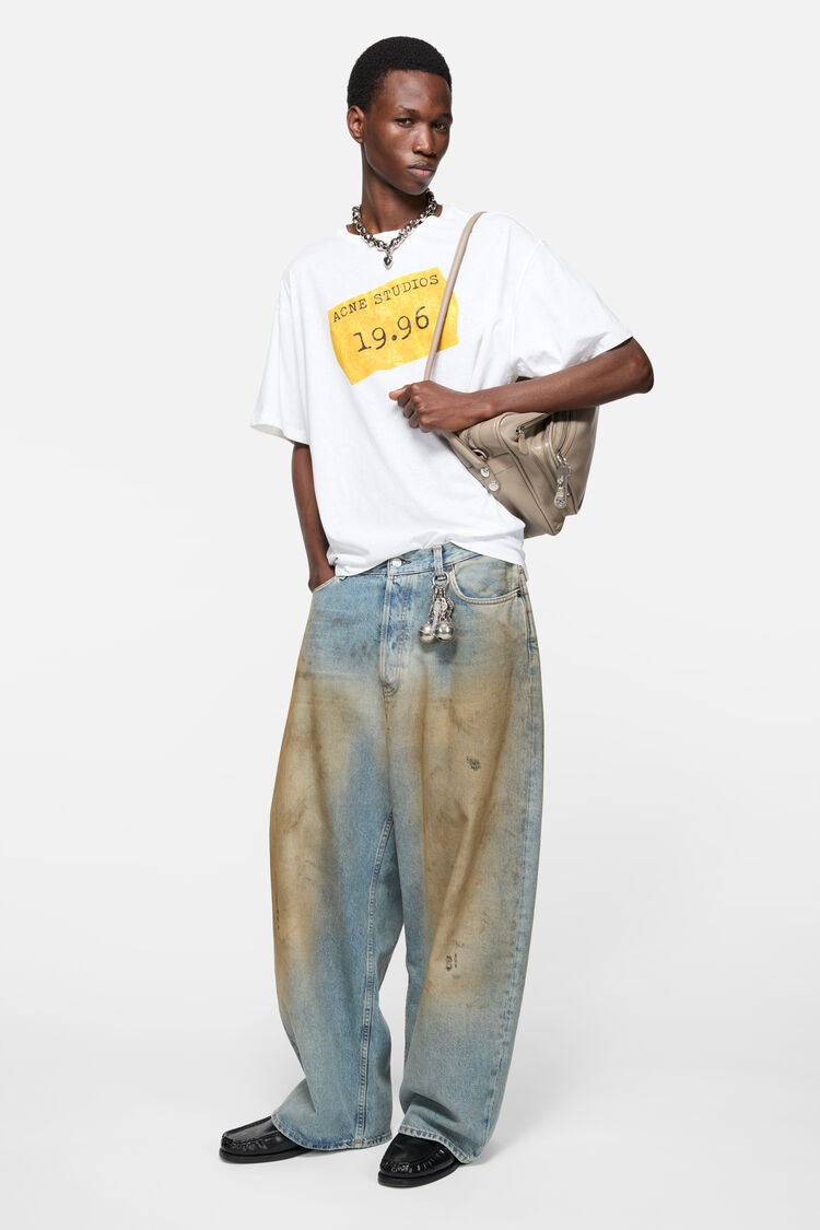 FN-UX-TSHI000149, Optic White