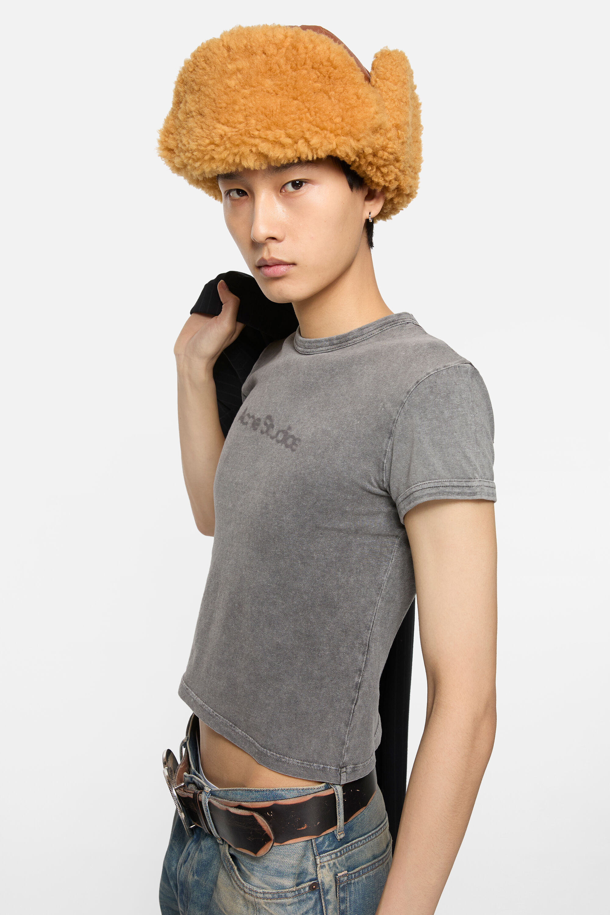 Acne Studios - Shearling hat - Rust brown