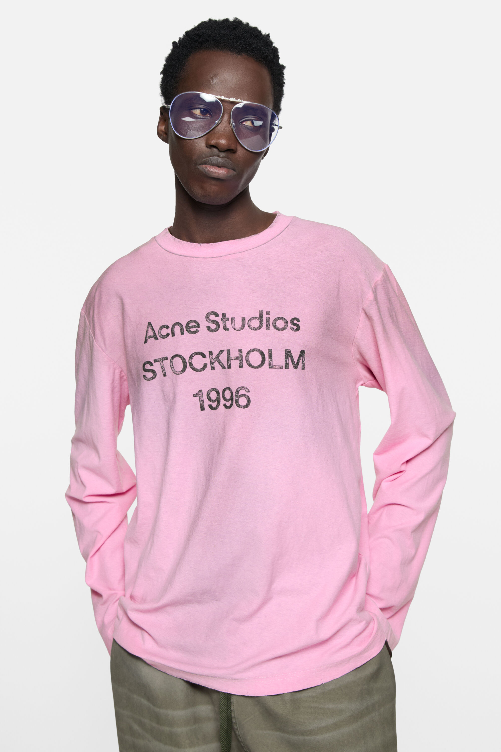 Acne Studios - Sprayed 1996 logo t-shirt - Cotton candy pink