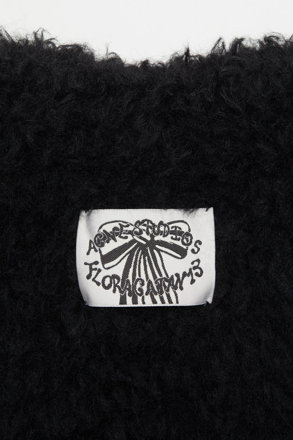 Fluffy square beanie, Black, 2000x