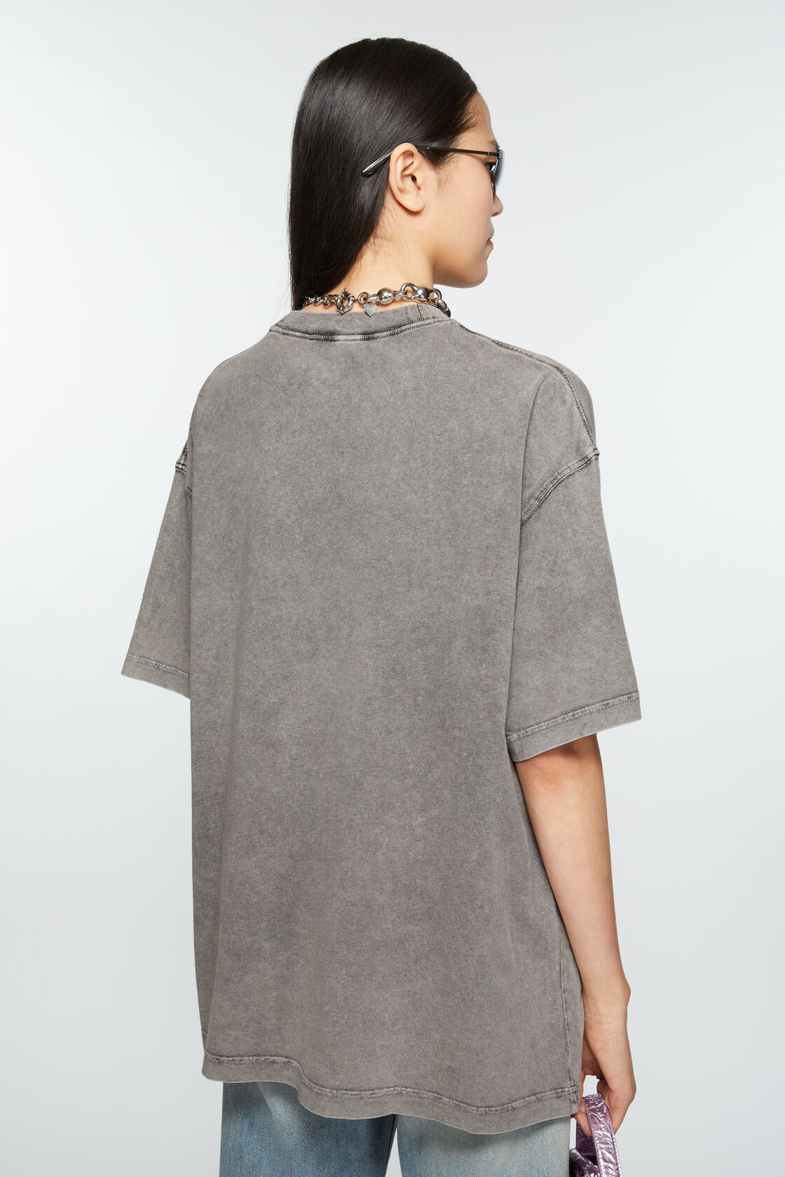 Blurred logo t-shirt - Relaxed unisex fit, Faded Grey, 2000x