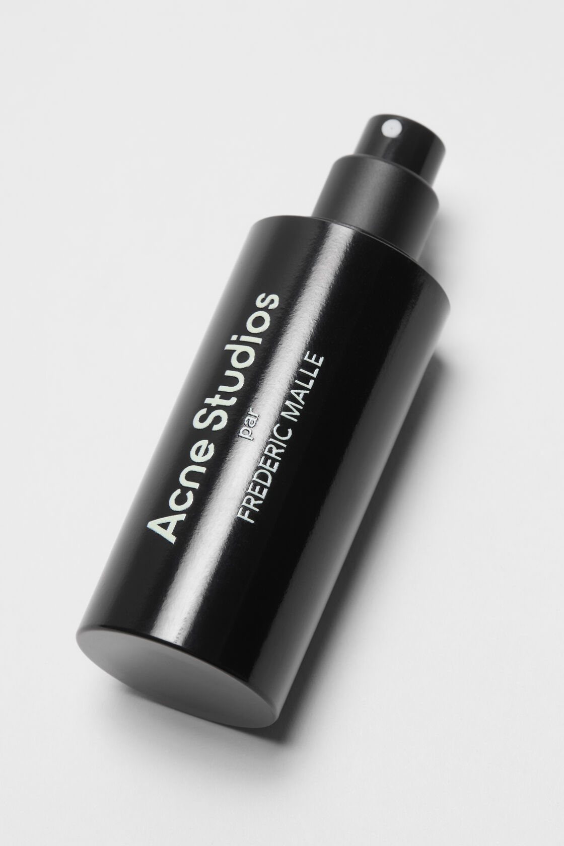 Acne Studios par FREDERIC MALLE by Suzy Le Helley - Travel Set, Blossom pink, 2000x