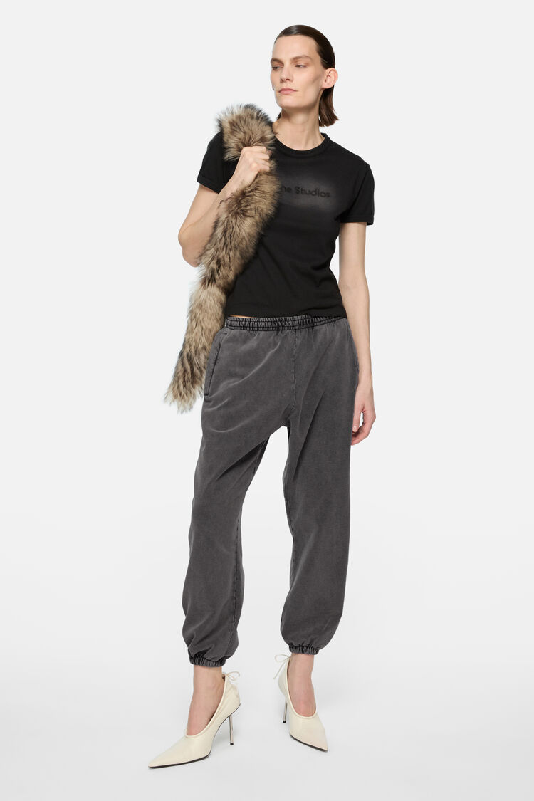 FN-UX-TROU000015, Faded black