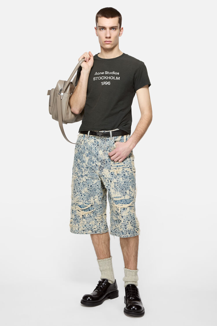 FN-UX-TSHI000181, Faded black