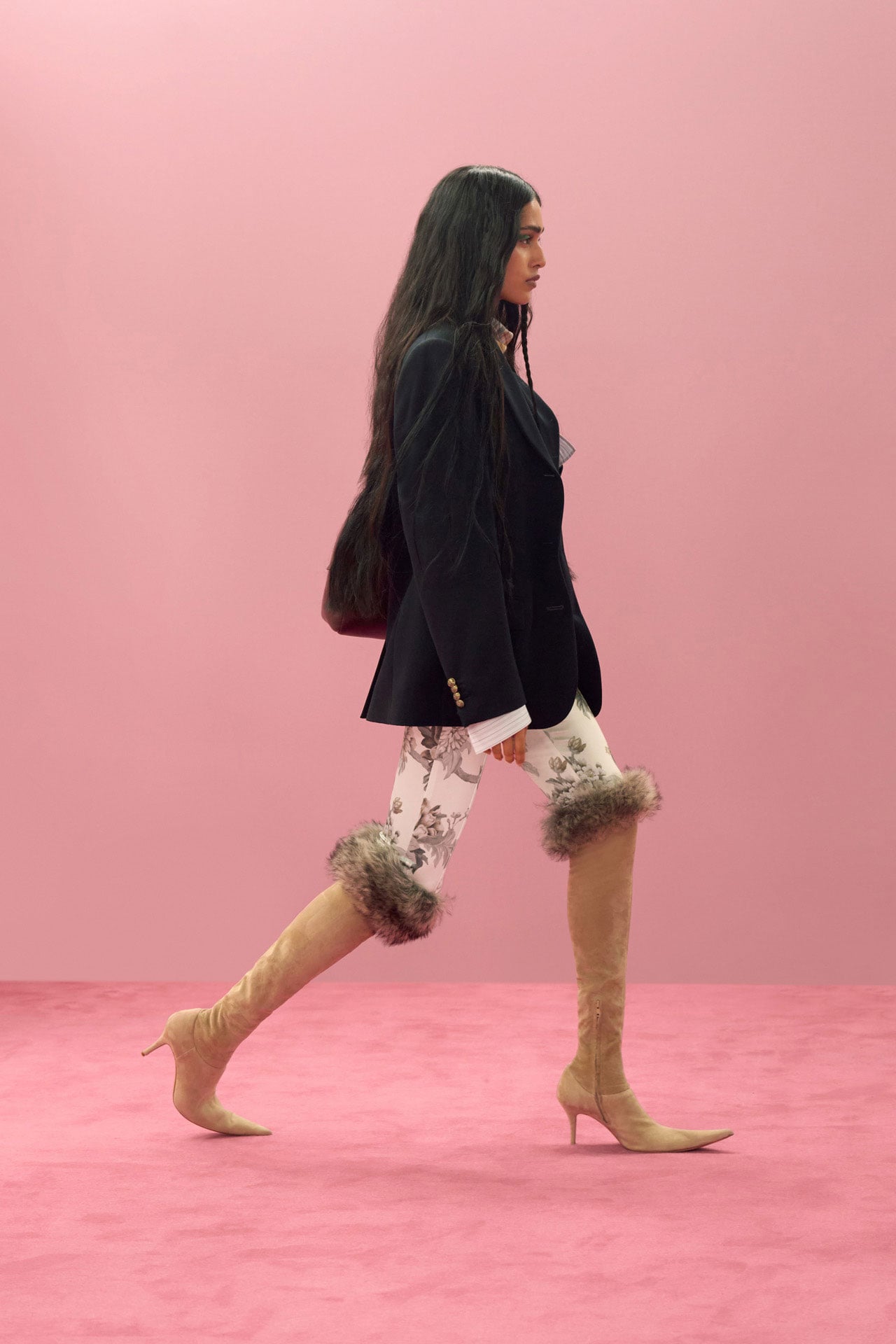 FW26 Runway Extras