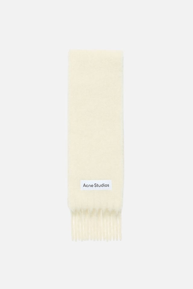 Acne Studios Fw27 Collection white wool scarf.