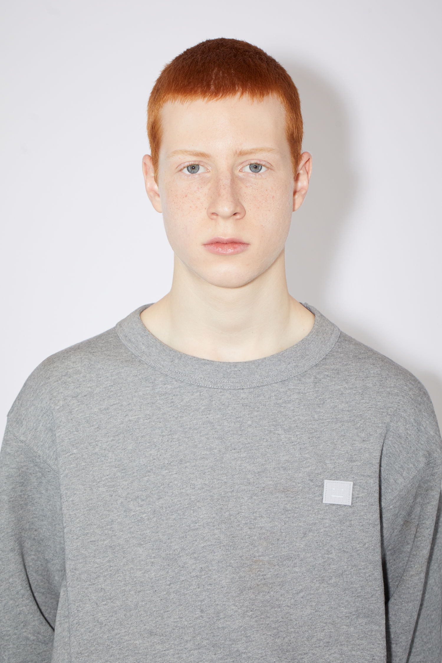 acne studios fint face sweatshirt